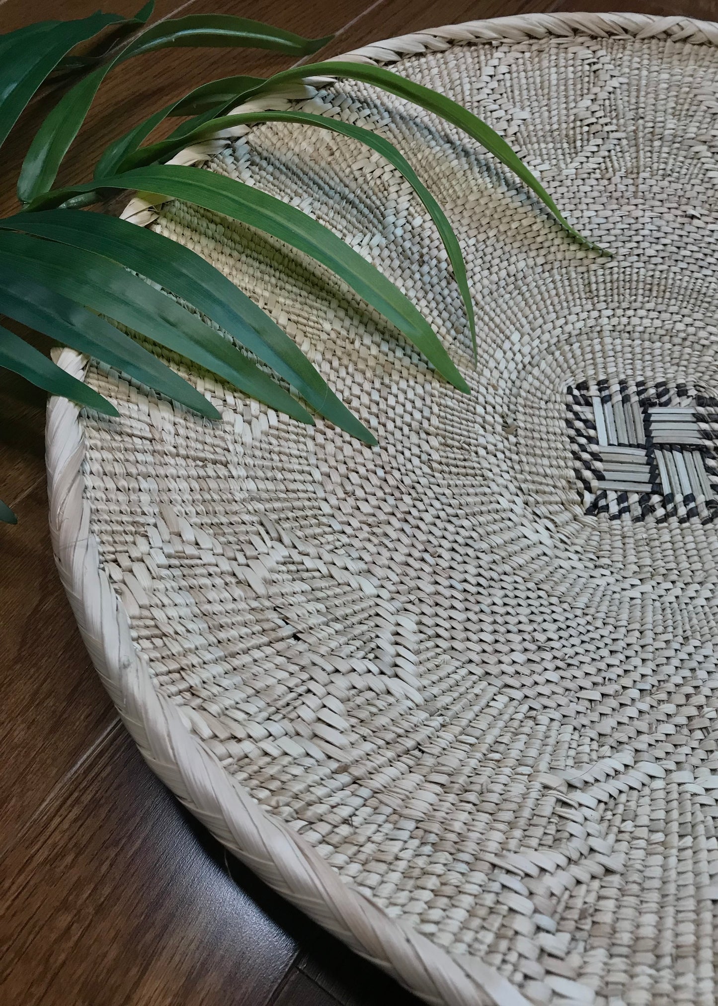 Tonga Filigree Wall Basket